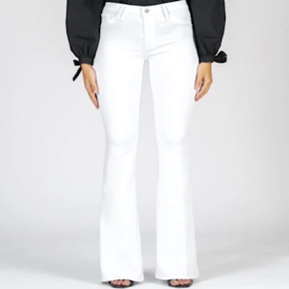 “NEW” Black Orchid Grace Super Flare Jean - Picture 2 of 10